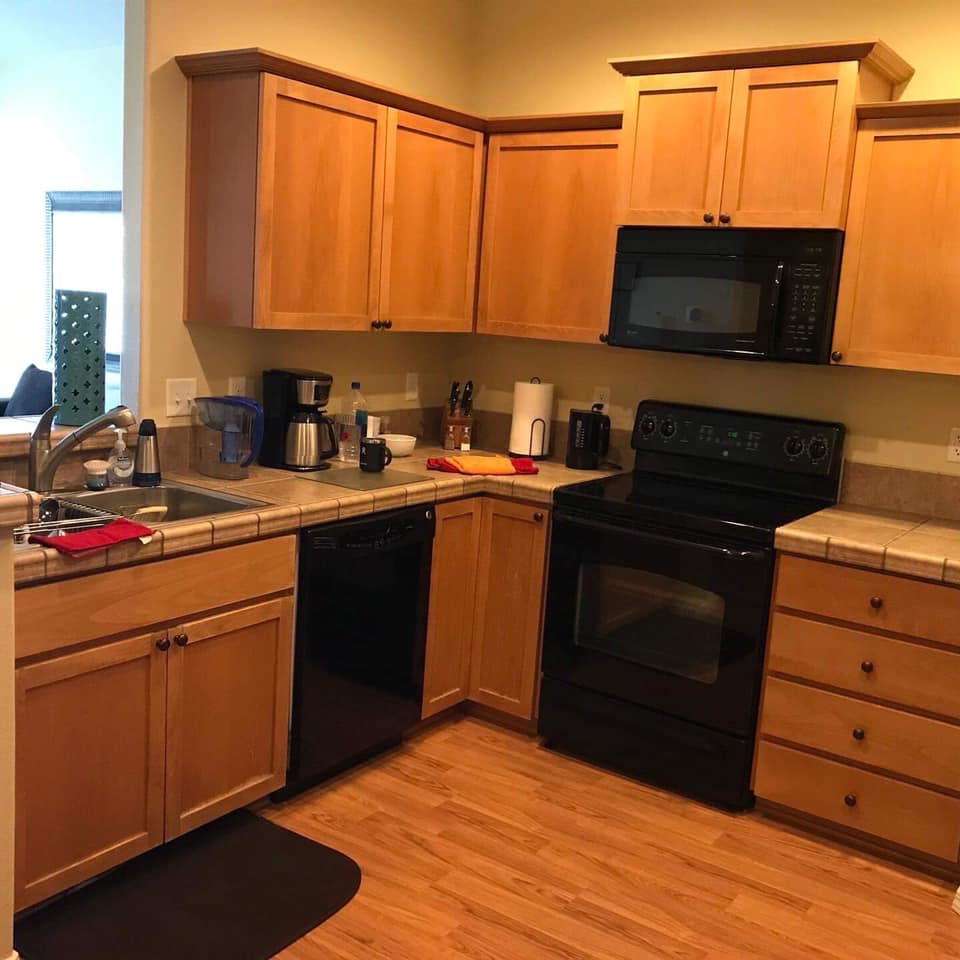 Kitchen Counter Project before thumbnail